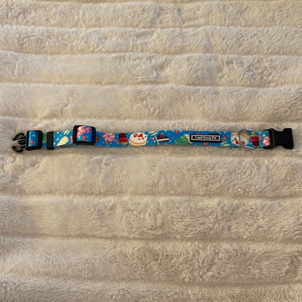 Brand new dog collar